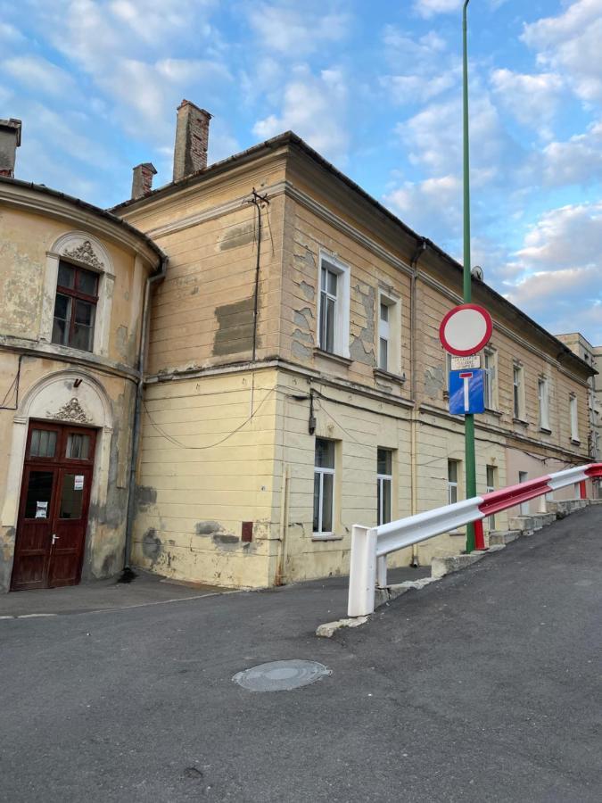 Relax Apartment Brasov Bagian luar foto